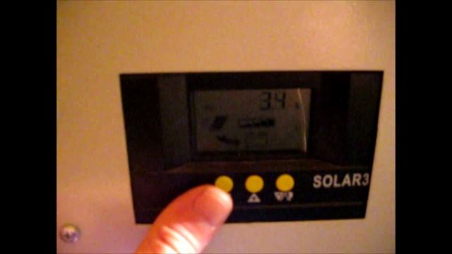 Солнечная электростанции 480 ватт зимой(Solar station at the cottage in winter) смотреть онлайн