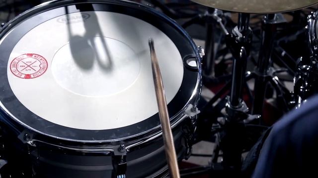 Teardrop - Massive Attack (cover by Radio North) смотреть онлайн