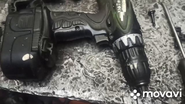 Hitachi DS 18DVF3 уронили, слома ли корпус и выключатель смотреть онлайн