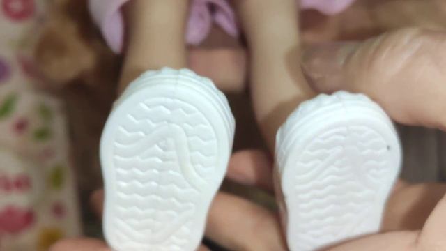 Кукла для души может быть совершенно простой. Кукла в розовом платье, 36 см, с аксессуарами с ОЗОНа смотреть онлайн