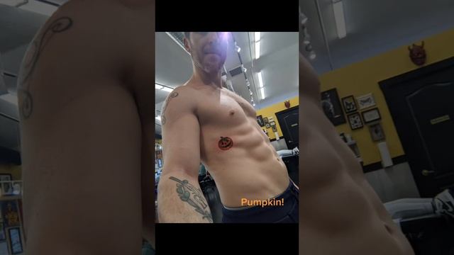 Got some new ink! #shorts #tattoo #pain смотреть онлайн