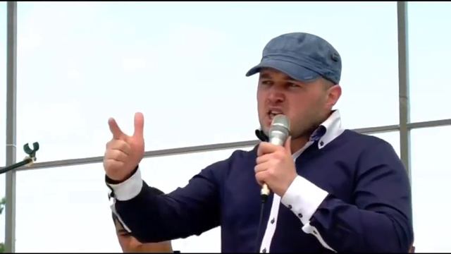 Заммэра Карачаевска снова жжёт!