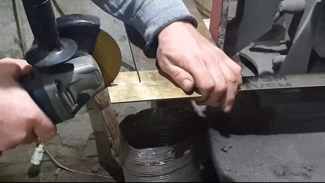 Український ніж з долом || Ukrainian knife смотреть онлайн