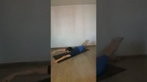 Сухое плавание. Упражнения для плавания на спине и кролем на груди.