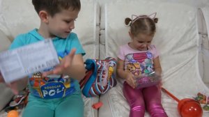 Chupa Chups Гигантская конфета 1 кг Кушаем конфетные какашки динозавров и свисти