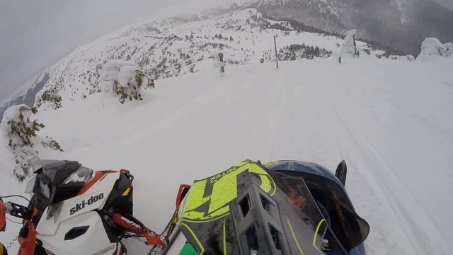 Ай-Петринское плато на снегоходе смотреть онлайн