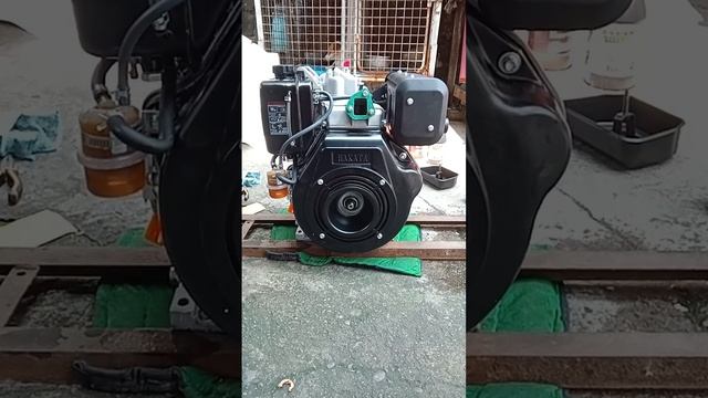 12hp diesel engine ? смотреть онлайн