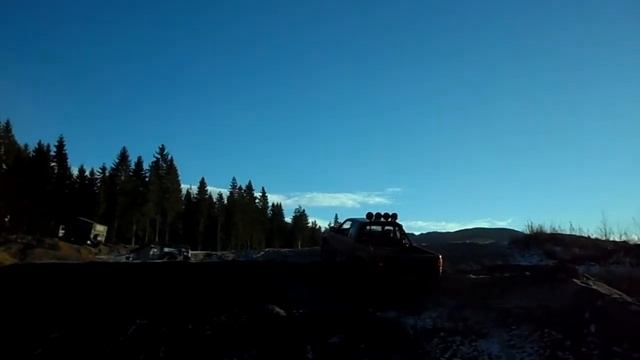 offroading in Mazda смотреть онлайн