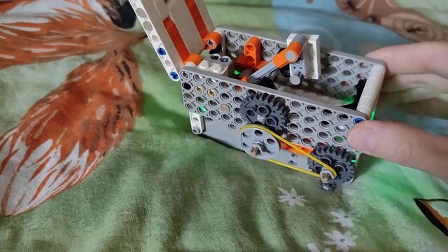 Apitor Robots. Музыкальная шкатулка. SuperBot