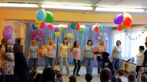 Выпускной в детском саду! Родители поют!