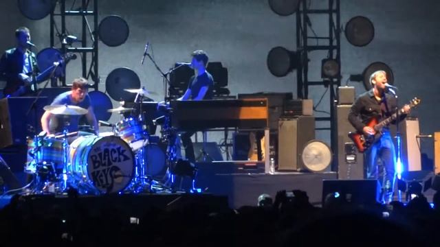 Black Keys - 'Gold on the Ceiling' - 5/4/12 - Oakland, California - Oracle Arena смотреть онлайн