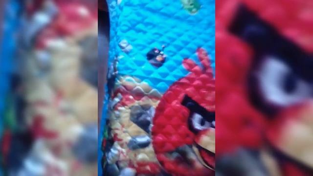 Шелковое покрывало "Angry Birds" смотреть онлайн