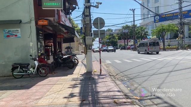 Вьетнам.Нячанг.Ул.Йерсин и Нячанг Палас. смотреть онлайн