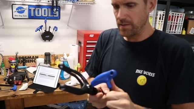 Switching the Flip Chip in a Specialized Stumpjumper смотреть онлайн