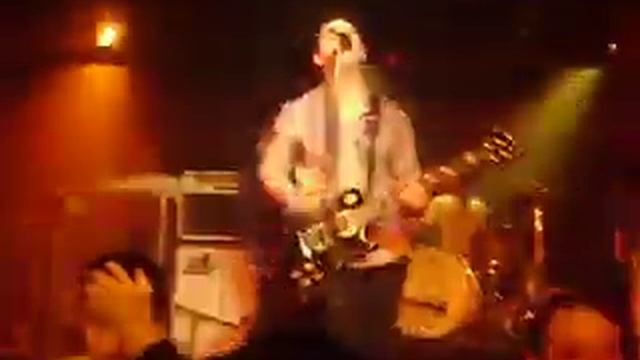 Bayside - Linoleum nofx cover (live 1-9-09) - Crazy Donkey смотреть онлайн