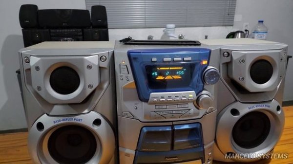 PANASONIC SA-AK22 BOA QUALIDADE E DESIGN FUTURISTA