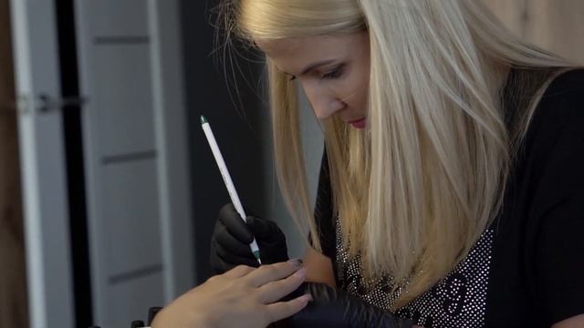 Работа над образом обложки журнала Hand & Nails N'4- 2018. Backstage. смотреть онлайн