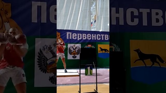 Антон Анасенко - гири 32+32 кг: Забросы 100 раз+15 цикл/clean 100r with 32 kg +bonus 15 jerks смотреть онлайн