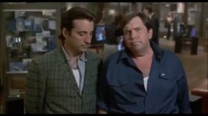 Пример идеальных продаж: отрывок из фильма "Спекулянт"