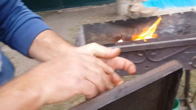 Толстолобик горячего копчения. По-домашнему:))) смотреть онлайн