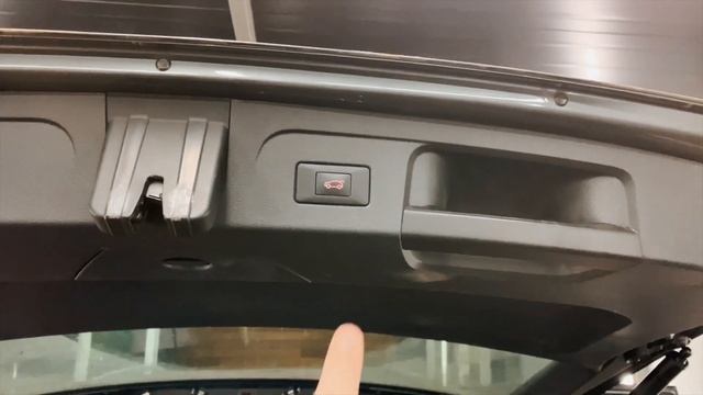 Volkswagen Touran Электропривод багажника смотреть онлайн