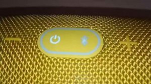 Как включить режим Bass boost для колонки JBL charge 4?