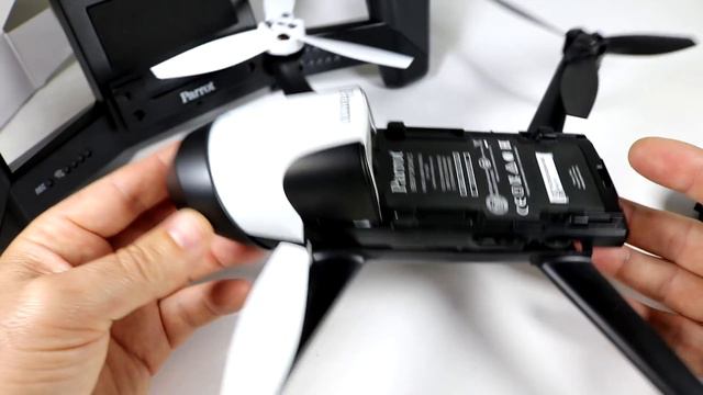 PARROT BEBOP 2 Review (SKYCONTROLLER Edition + BACK PACK!) - Part 1 - [UnBox, Inspection & Setup] смотреть онлайн