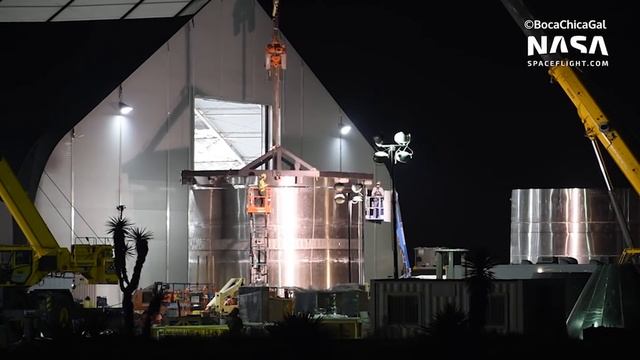 SpaceX Boca Chica - Starship SN3 begins Stacking Operations смотреть онлайн