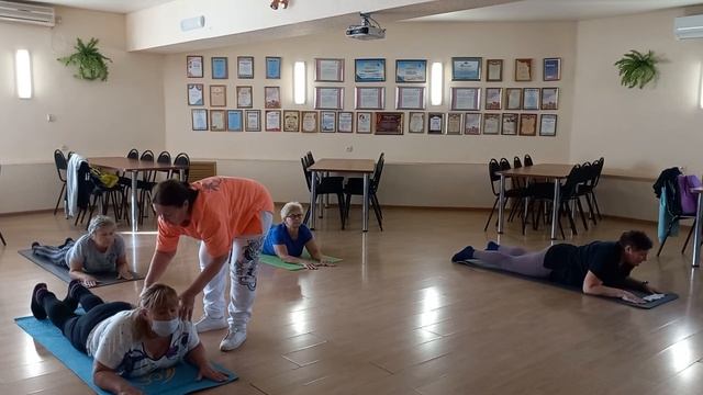 Йога. Упражнения для устранения кифоза грудного отдела позвоночника. Шишова Л.Н. смотреть онлайн