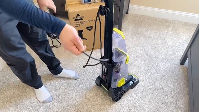 Bissell TurboClean PowerBrush Pet Carpet Cleaner | MUST WATCH смотреть онлайн