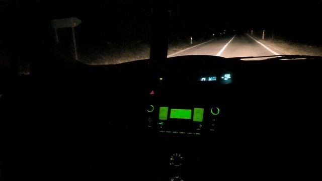 Toyota Yaris 1.3 VVT-I vs Honda Civic EJ9 1.4 IS смотреть онлайн