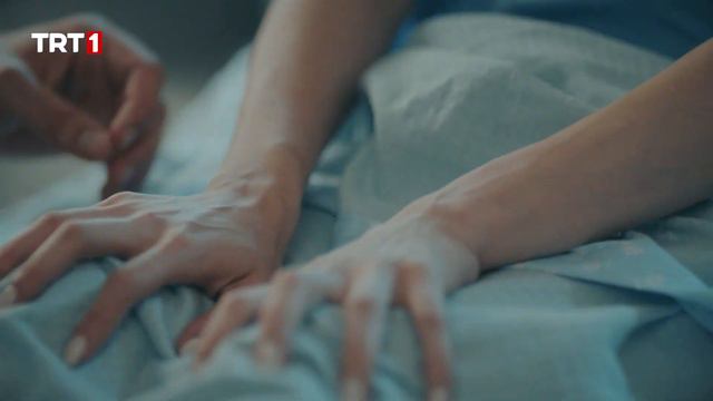 Irmak Ayrılmak İstiyor - Kara Tahta 18. Bölüm смотреть онлайн