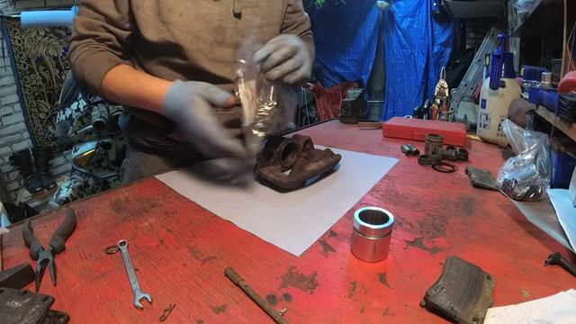 Ремонт заднего тормозного суппорта Паджеро Спорт