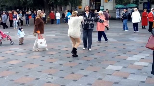 Танцы калина Ялта)))смотреть до конца смотреть онлайн