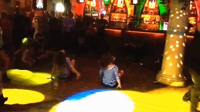 Выступление Зук-команды Бразуки в Тики Баре 2012-09-09 смотреть онлайн