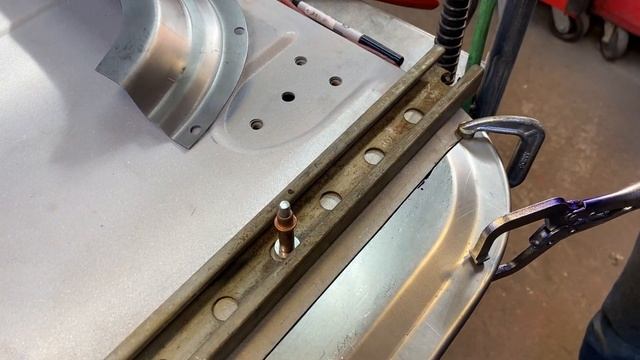 1978 FJ40 Door Patch Panel Repair 1 of 3: Land Cruiser Restoration смотреть онлайн