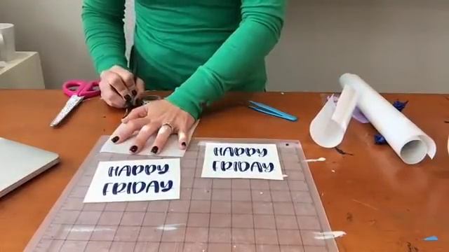 How to Weed Super Small Text Based Vinyl & HTV Designs смотреть онлайн