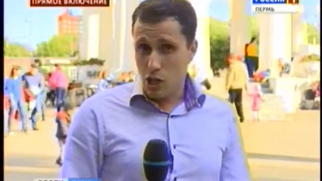 В парке Горького прошел День супермам смотреть онлайн