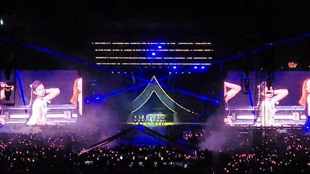 Jennie (BLACKPINK) - You and Me / SOLO Live at Oracle Park SF 2023 смотреть онлайн