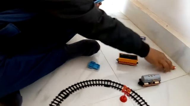 A model Lego train set смотреть онлайн