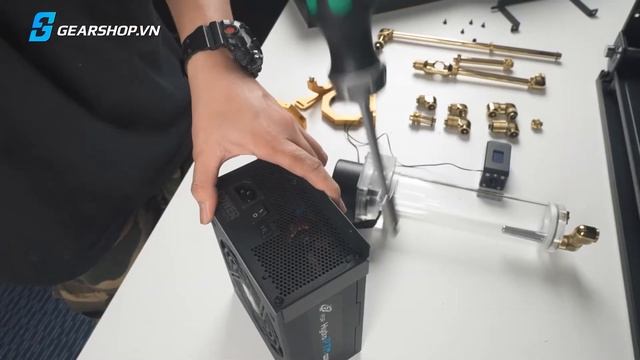 Lắp đặt PC Case Custom tại Gearshop | Tổng thiệt hại lên đến 200 triệu đồng смотреть онлайн