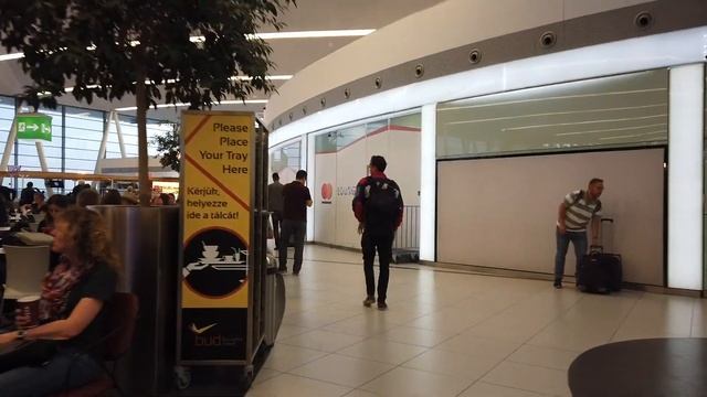 【Airport Tour】 Budapest Airport Terminal 2  Boarding & Shopping Area