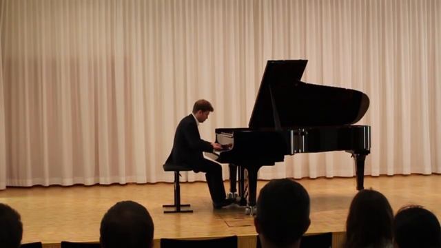 Frederic Chopin Etude Op 10 No 4 / world-class смотреть онлайн