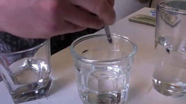 How to clean a shared syringe. смотреть онлайн