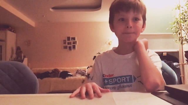 Кавер на песню держи исполняет Саша Головащенко смотреть онлайн