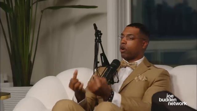 Rizza Islam checks akon on the Joe budden podcast . He borrowed money from China смотреть онлайн