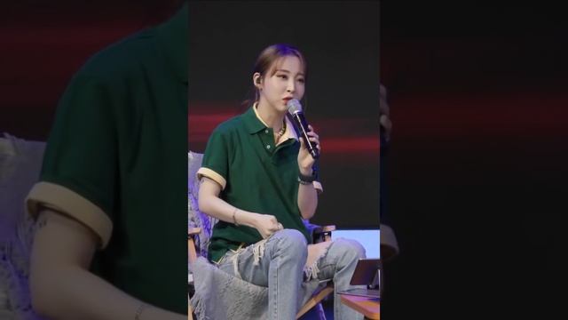 [ENG] Moonbyul's Studio Moon Night ft. LOONA (210705) смотреть онлайн