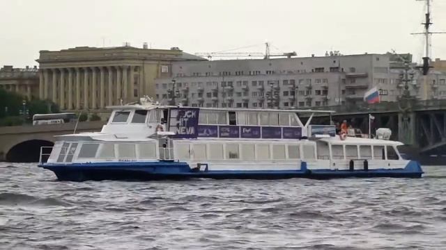 Прогулка по рекам и каналам смотреть онлайн