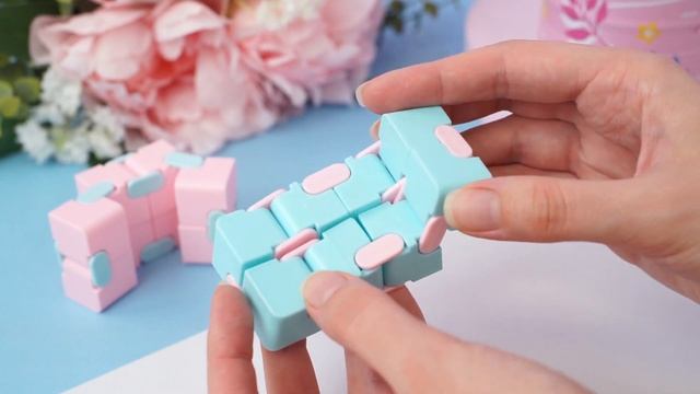 Бесконечный куб «Color» смотреть онлайн