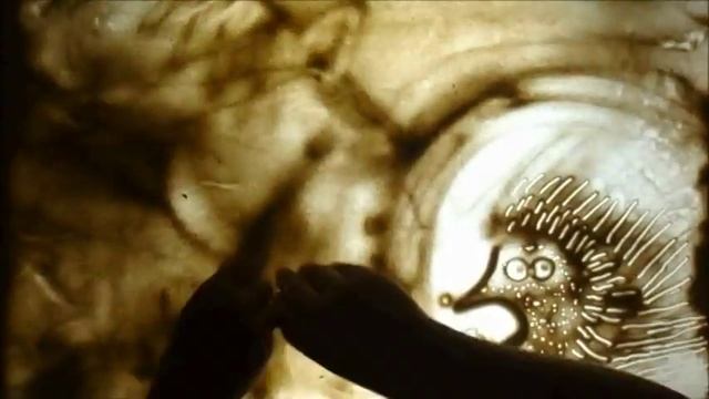 Песочная анимация "Ежик в тумане" смотреть онлайн